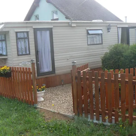V Mobilnim Domku Lodge